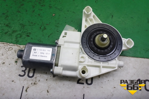 Моторчик стеклоподъёмника передний правый (A1669060301) для Mercedes Benz ML-Klass W166 c 2011г (МЛ)