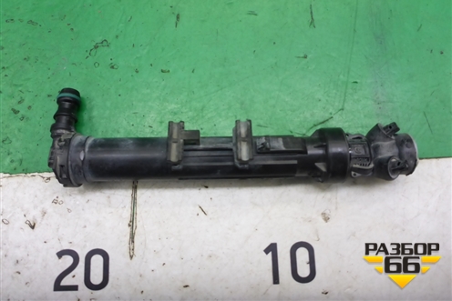Форсунка омывателя фары левая (A1668601147) для Mercedes Benz ML-Klass W166 c 2011г (МЛ)