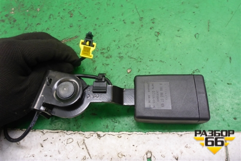 Замок ремня безопасности задний (центральный) (A1668600769) для Mercedes Benz ML-Klass W166 c 2011г (МЛ)