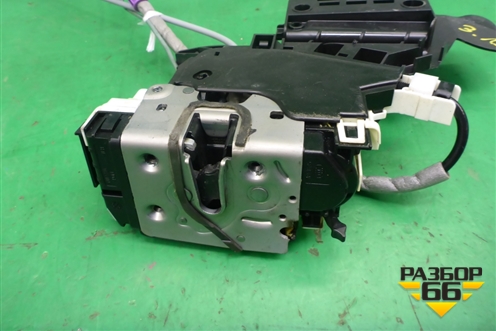 Замок двери задней левой (A2047302735) для Mercedes Benz ML-Klass W166 c 2011г (МЛ)