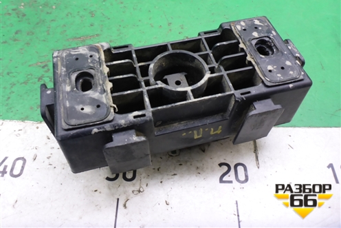 Поддомкратник (передний) (A1666900134) для Mercedes Benz ML-Klass W166 c 2011г (МЛ)