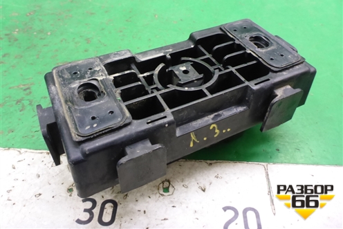 Поддомкратник (задний) (A1666900334) для Mercedes Benz ML-Klass W166 c 2011г (МЛ)