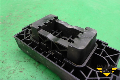 Поддомкратник (задний) (A1666900334) для Mercedes Benz ML-Klass W166 c 2011г (МЛ)