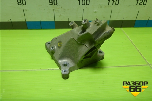 Кронштейн двигателя правый (3.5л M276.955) (A2762230604) для Mercedes Benz ML-Klass W166 c 2011г (МЛ)