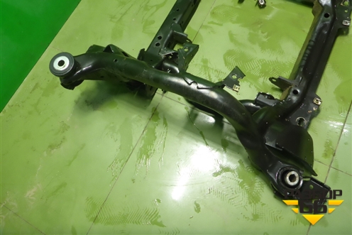 Подрамник передний АКПП для Mercedes Benz ML-Klass W166 c 2011г (МЛ)