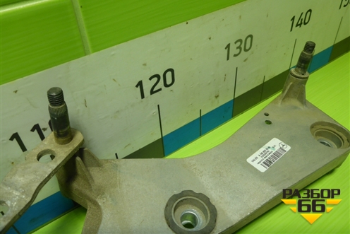 Трапеция стеклоочистителей (A1668202940) для Mercedes Benz ML-Klass W166 c 2011г (МЛ)