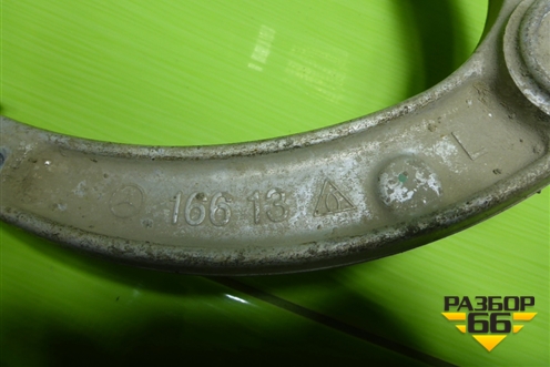 Рычаг передний левый верхний для Mercedes Benz ML-Klass W166 c 2011г (МЛ)