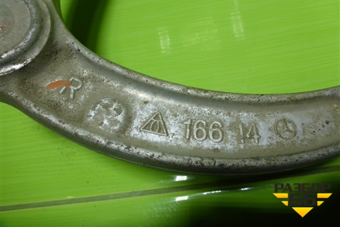 Рычаг передний правый верхний для Mercedes Benz ML-Klass W166 c 2011г (МЛ)