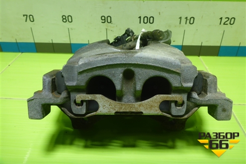 Суппорт передний левый для Mercedes Benz ML-Klass W166 c 2011г (МЛ)