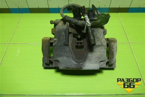 Суппорт передний левый для Mercedes Benz ML-Klass W166 c 2011г (МЛ)