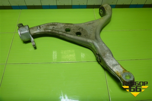 Рычаг передний правый нижний для Mercedes Benz ML-Klass W166 c 2011г (МЛ)