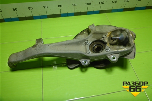 Кулак поворотный передний левый для Mercedes Benz ML-Klass W166 c 2011г (МЛ)