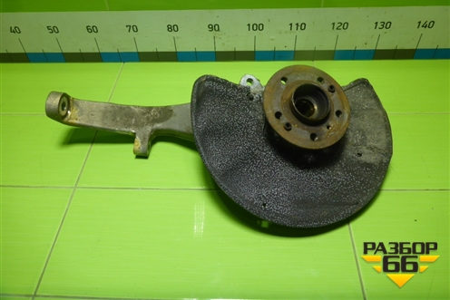 Кулак поворотный передний левый для Mercedes Benz ML-Klass W166 c 2011г (МЛ)