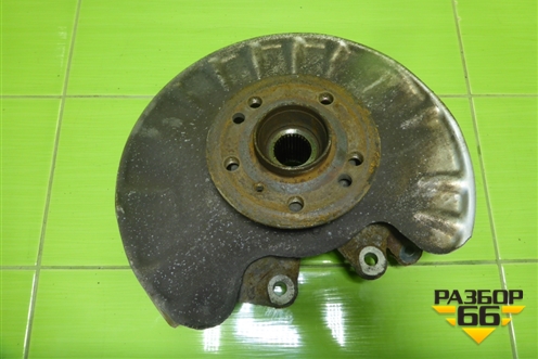 Кулак задний правый для Mercedes Benz ML-Klass W166 c 2011г (МЛ)