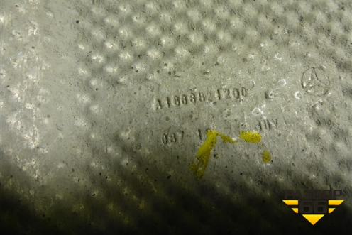 Экран тепловой (на днище) (A16868821200) для Mercedes Benz ML-Klass W166 c 2011г (МЛ)