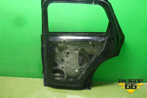 Дверь задняя правая (760833112A) для Volkswagen Touareg с 2018г (Туарег)