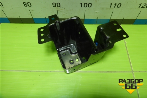 Кронштейн пола багажника левый (A1666801131) для Mercedes Benz ML-Klass W166 c 2011г (МЛ)