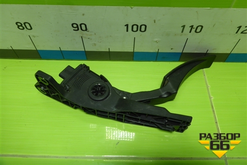 Педаль газа электронная (A1663000004) для Mercedes Benz ML-Klass W166 c 2011г (МЛ)