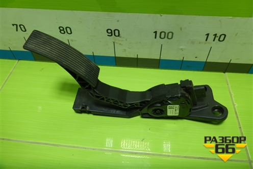 Педаль газа электронная (A1663000004) для Mercedes Benz ML-Klass W166 c 2011г (МЛ)