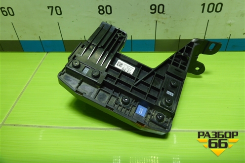 Блок предохранителей салонный (A1665402150) для Mercedes Benz ML-Klass W166 c 2011г (МЛ)