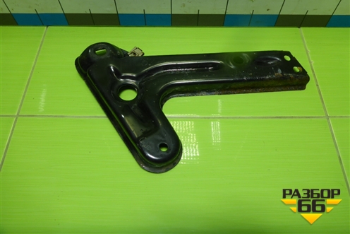 Кронштейн подрамника правый (A1643311040) для Mercedes Benz ML-Klass W166 c 2011г (МЛ)