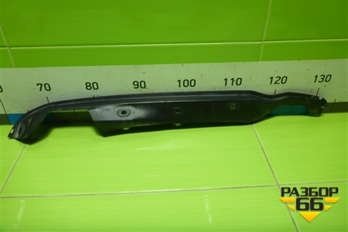 Накладка двери багажника (правая в проём) (A1668701051) для Mercedes Benz ML-Klass W166 c 2011г (МЛ)