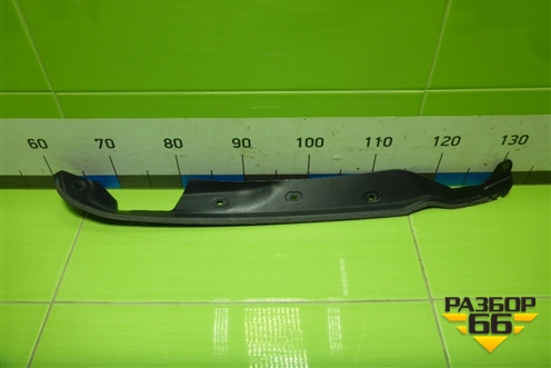 Накладка двери багажника (правая в проём) (A1668701051) для Mercedes Benz ML-Klass W166 c 2011г (МЛ)