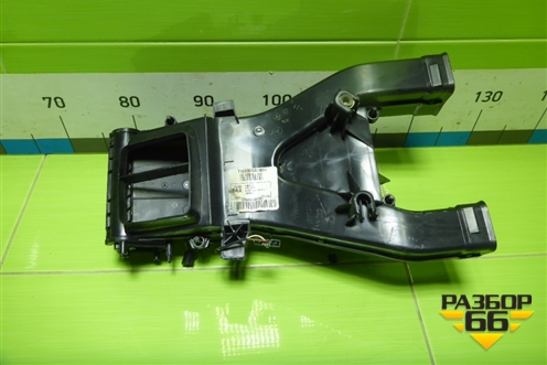 Воздуховод отопителя (A1668301600) для Mercedes Benz ML-Klass W166 c 2011г (МЛ)