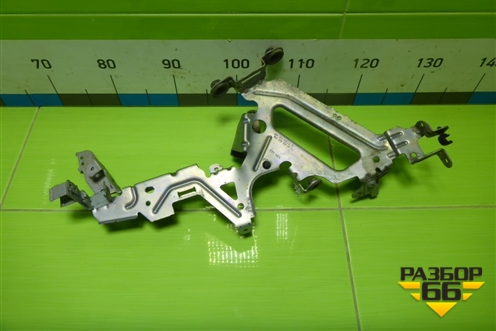 Кронштейн блока управления двигателем (A2761504273) для Mercedes Benz ML-Klass W166 c 2011г (МЛ)