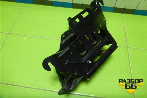 Кронштейн аккумулятора (дополнительного) (A1665400940) для Mercedes Benz ML-Klass W166 c 2011г (МЛ)