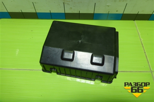 Крышка блока предохранителей (A1665400180) для Mercedes Benz ML-Klass W166 c 2011г (МЛ)