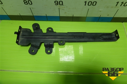 Кронштейн передней панели центральный (A1666264031) для Mercedes Benz ML-Klass W166 c 2011г (МЛ)