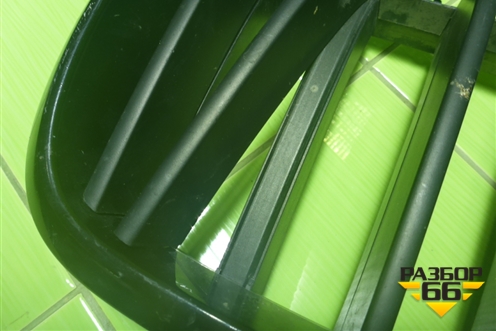 Решетка радиатора левая (7316075) для BMW X5 F15 с 2013г (Х5 Ф15)