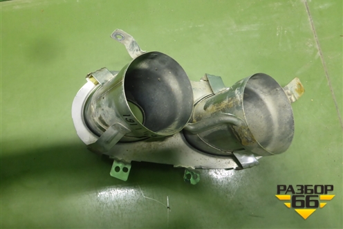 Насадка на глушитель (правая) (8891563616) для Geely Tugella с 2019г (Тугелла)