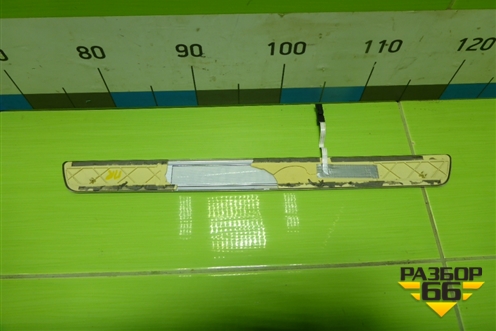 Накладка порога внутренняя переднего правого (в проём) для Mercedes Benz ML-Klass W166 c 2011г (МЛ)