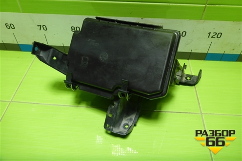 Корпус блока предохранителей (A1665400224) для Mercedes Benz ML-Klass W166 c 2011г (МЛ)