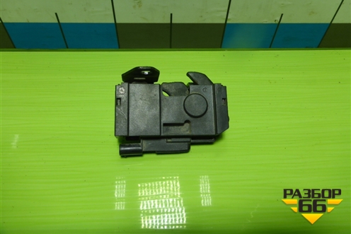 Замок капота (A2048800260) для Mercedes Benz ML-Klass W166 c 2011г (МЛ)