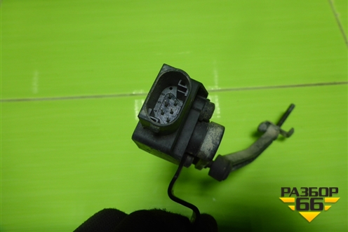 Датчик регулировки дорожного просвета (передний левый) (A0045429918) для Mercedes Benz ML-Klass W166 c 2011г (МЛ)