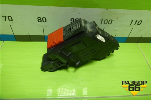 Блок предохранителей салонный (A1665402450) для Mercedes Benz ML-Klass W166 c 2011г (МЛ)