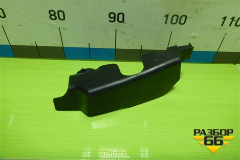 Накладка внутренняя (правая) (A1646840437) для Mercedes Benz ML-Klass W166 c 2011г (МЛ)