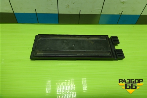 Крышка салонного фильтра для Mercedes Benz ML-Klass W166 c 2011г (МЛ)