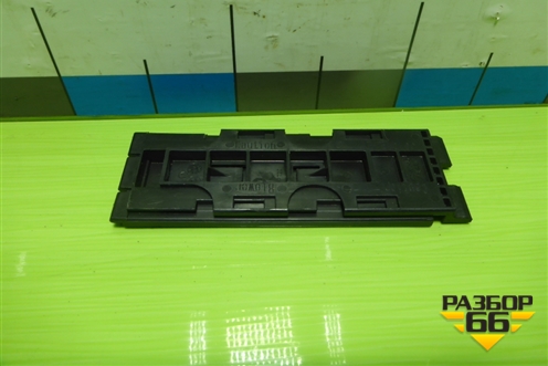 Крышка салонного фильтра для Mercedes Benz ML-Klass W166 c 2011г (МЛ)