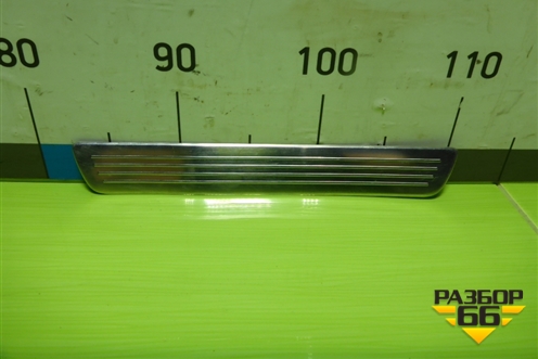 Накладка порога внутренняя заднего правого (в проём) (A1666860436) для Mercedes Benz ML-Klass W166 c 2011г (МЛ)