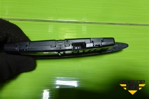 Дисплей паркинга (A1725420023) для Mercedes Benz ML-Klass W166 c 2011г (МЛ)