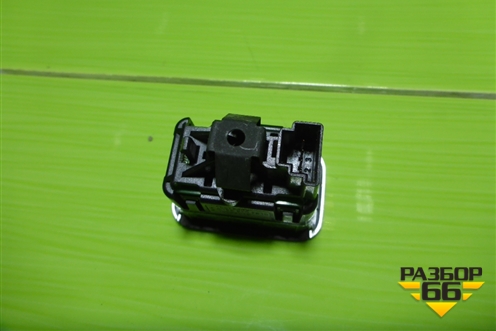 Кнопка открывания багажника (салонная) (A1668707610) для Mercedes Benz ML-Klass W166 c 2011г (МЛ)