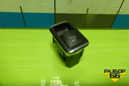 Кнопка открывания багажника (салонная) (A1668707610) для Mercedes Benz ML-Klass W166 c 2011г (МЛ)