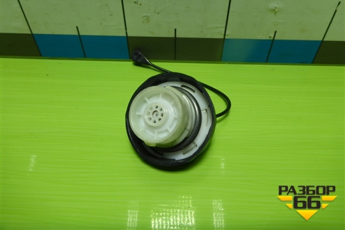 Крышка топливного бака (A1644700030) для Mercedes Benz ML-Klass W166 c 2011г (МЛ)