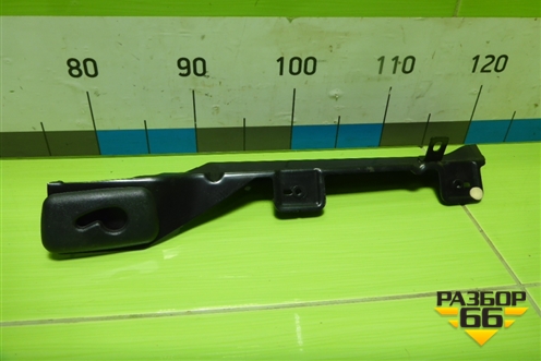 Кронштейн (потолочной ручки задний правый) (A1648102214) для Mercedes Benz ML-Klass W166 c 2011г (МЛ)