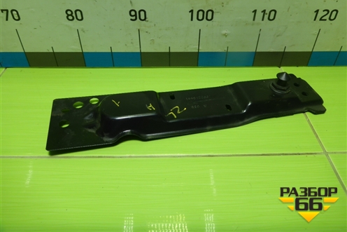 Кронштейн сиденья заднего (A1646122331) для Mercedes Benz ML-Klass W164 c 2005-2011г (МЛ)