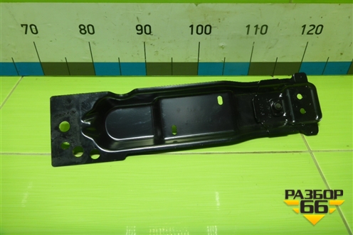 Кронштейн сиденья заднего (A1646122331) для Mercedes Benz ML-Klass W164 c 2005-2011г (МЛ)